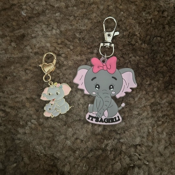 Set of 2 Girl Elephant Key Chains - Picture 2 of 6